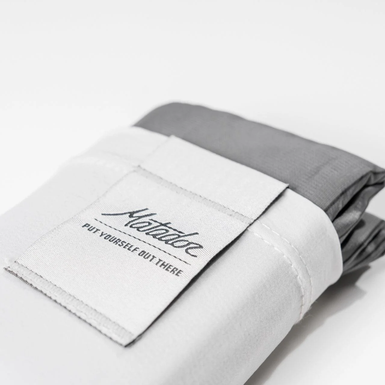 Pocket Blanket™ 4.0 (Ghost Grey) - 160 x 110cm - Image 4