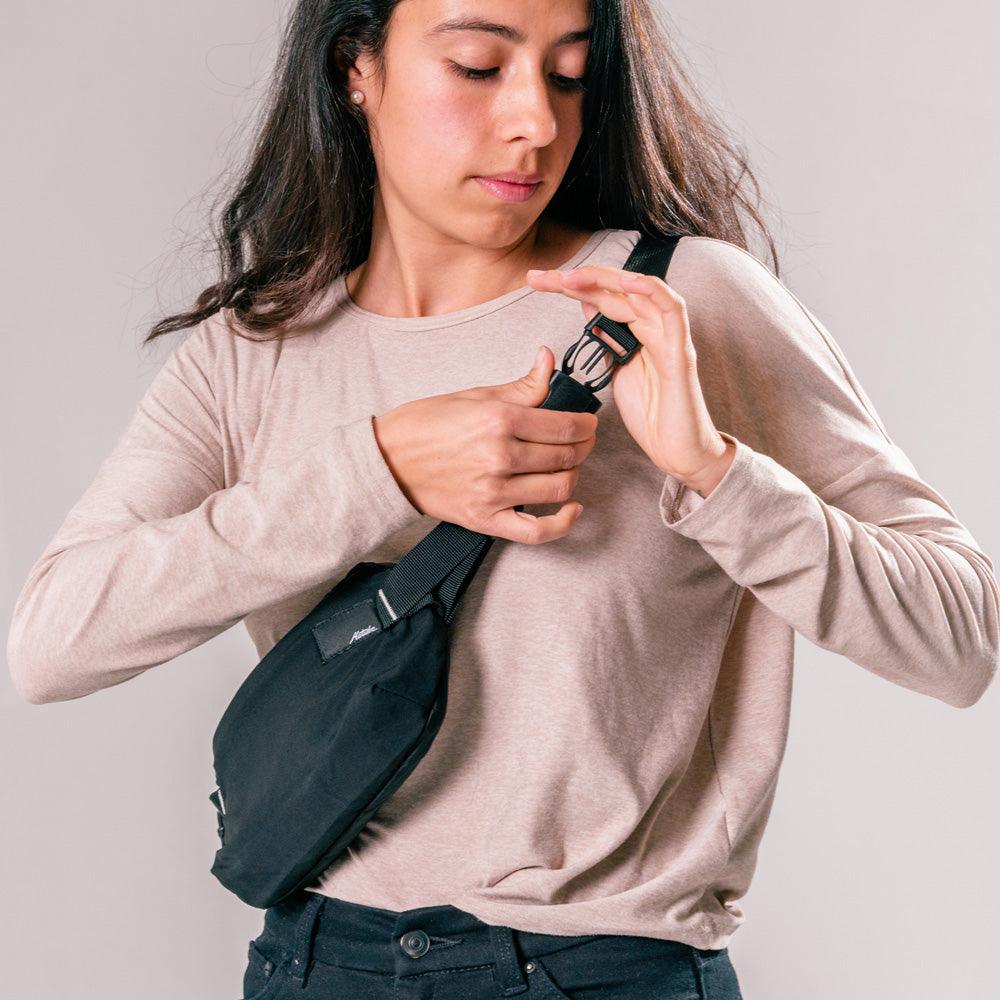 ReFraction™ Packable Sling (Black) - 2L - Image 5